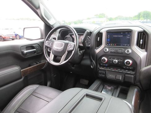 Used 2019 GMC Sierra 1500 Denali w/ Denali Ultimate Package AWD/4WD image 30