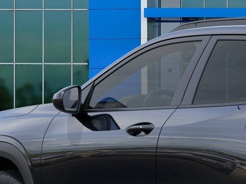 New 2026 Chevrolet Trax LT w/ LT Convenience Package FWD image 23