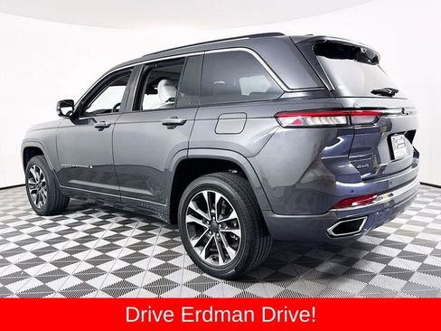 Used 2023 Jeep Grand Cherokee Overland w/ Adv Protech Group III AWD/4WD image 21