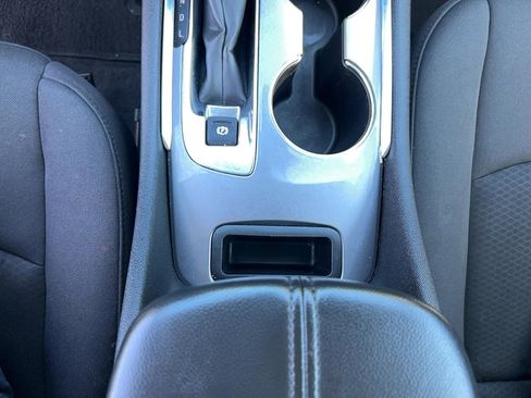 Used 2023 Chevrolet Malibu LT image 24