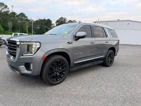 Used 2022 GMC Yukon SLT w/ SLT Premium Package AWD/4WD image 6