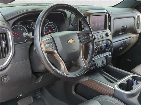 Used 2021 Chevrolet Silverado 1500 High Country image 9