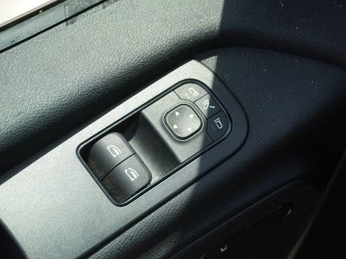 Used 2025 Mercedes-Benz Sprinter 2500 image 15