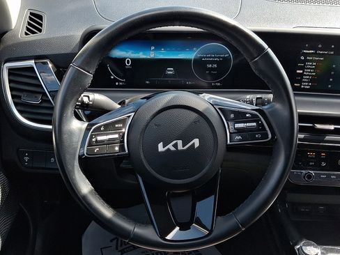 Used 2024 Kia Seltos S AWD/4WD image 12
