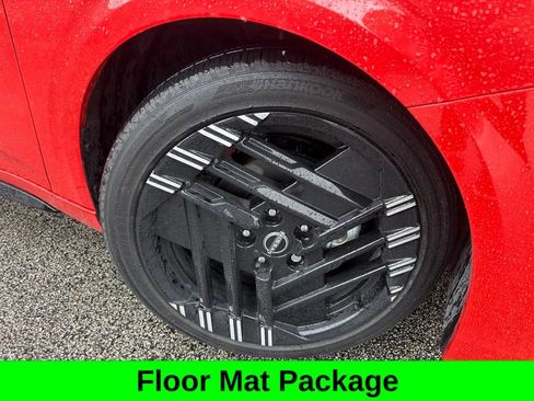 Used 2026 Nissan Sentra SR w/ Floor Mat Package FWD image 2