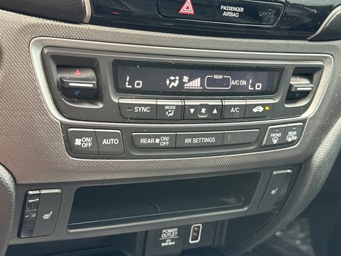 Used 2022 Honda Ridgeline RTL-E image 23
