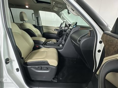 Used 2023 INFINITI QX80 Premium Select w/ Cargo Package AWD/4WD image 30