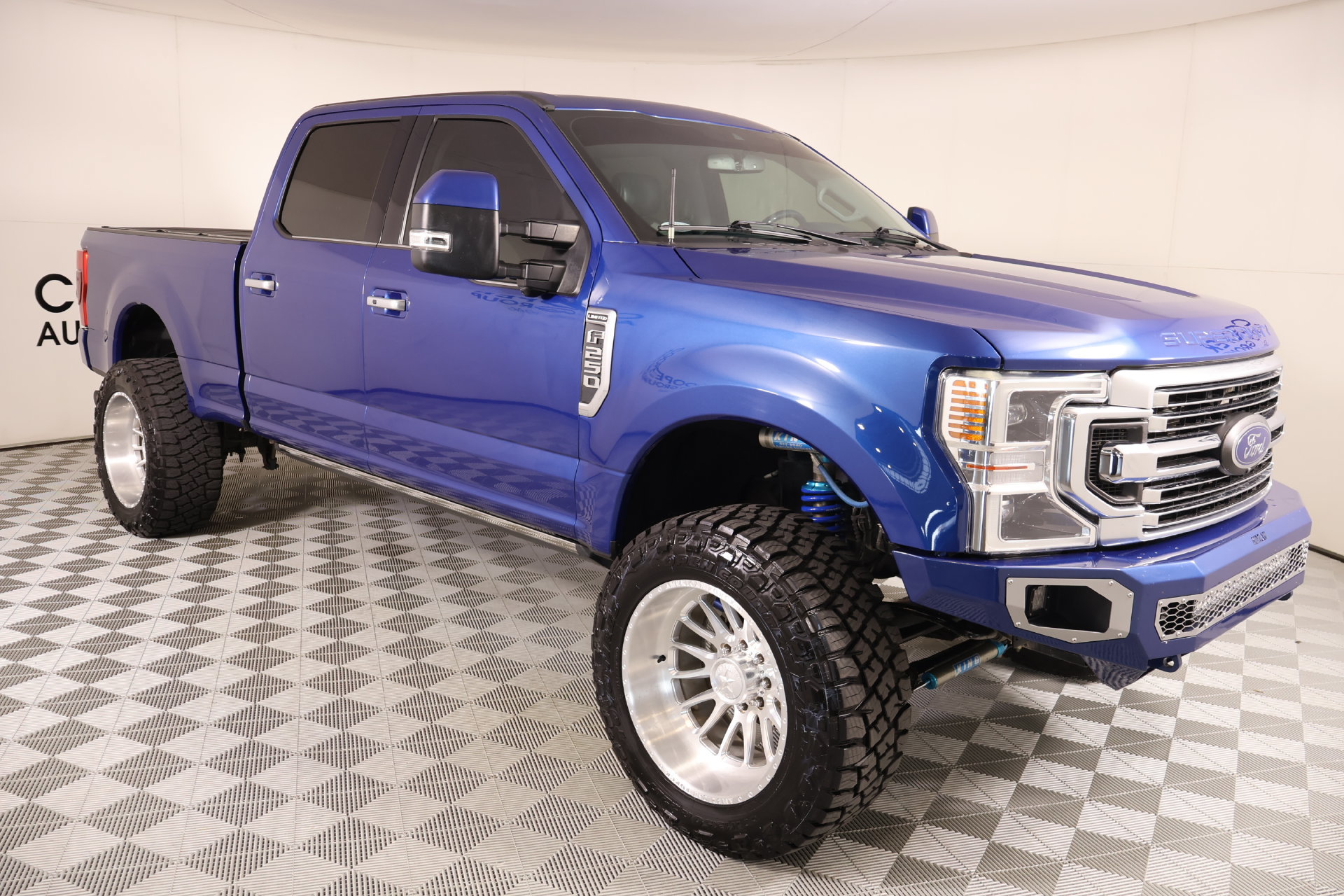 Used 2022 Ford F250 Limited AWD/4WD image 1