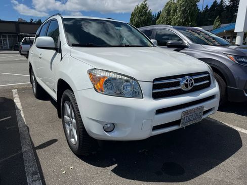 Used 2007 Toyota RAV4 Limited AWD/4WD image 4