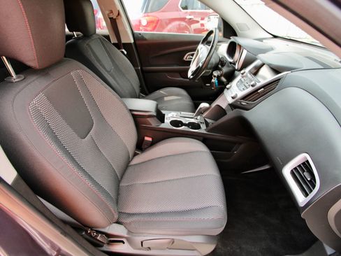 Used 2013 Chevrolet Equinox LT image 18