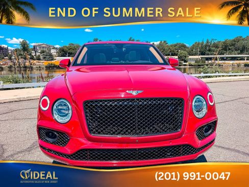 Used 2017 Bentley Bentayga AWD/4WD image 4