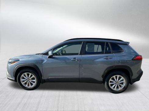 Used 2023 Toyota Corolla Cross LE AWD/4WD image 4