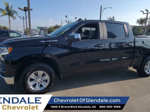 Certified 2025 Chevrolet Silverado 1500 LT RWD image 4