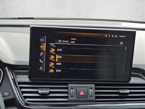 Used 2023 Audi Q5 2.0T Prestige w/ Prestige Package image 17