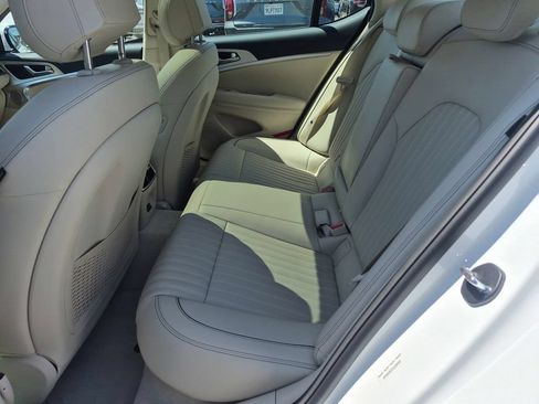 Used 2026 Genesis G70 2.5T Prestige RWD image 22