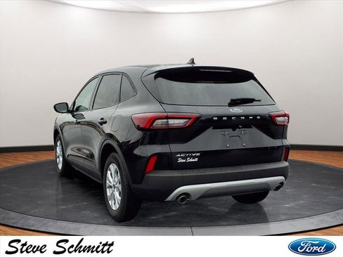 Used 2025 Ford Escape Active w/ Cold Weather Package image 28