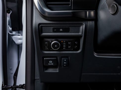 Used 2025 Ford F150 Raptor image 22