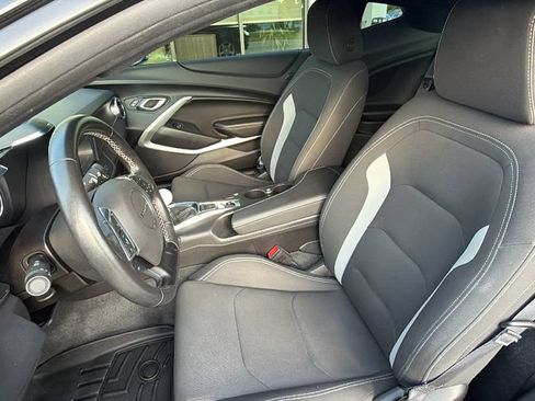 Used 2016 Chevrolet Camaro LT RWD image 23