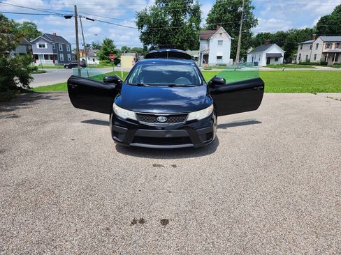Used 2011 Kia Forte Koup EX FWD image 15