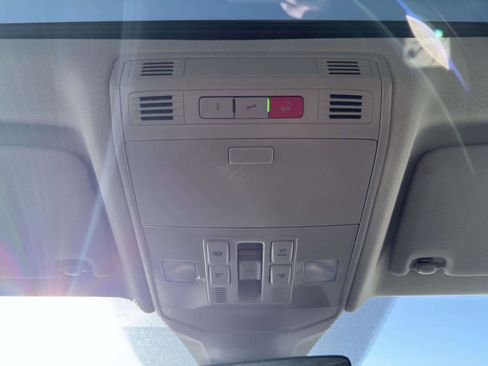 New 2025 Volkswagen Jetta SE image 16