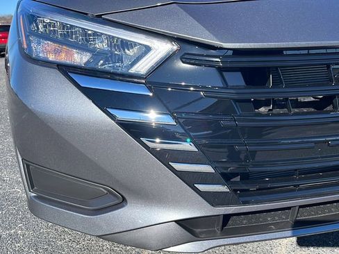 New 2025 Nissan Versa SV image 10