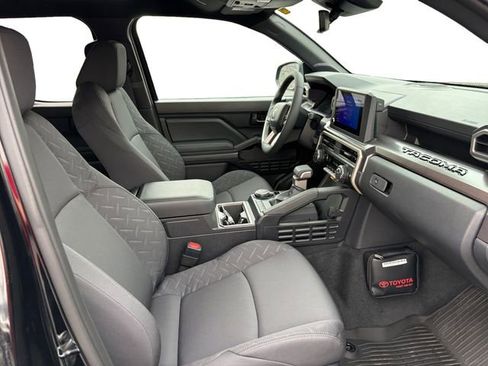 New 2025 Toyota Tacoma SR5 image 17
