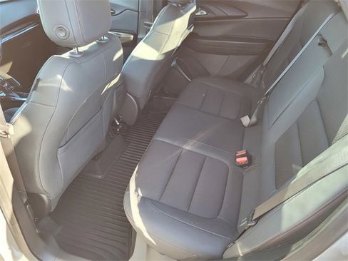 Used 2023 Chevrolet TrailBlazer RS w/ Convenience Package image 11