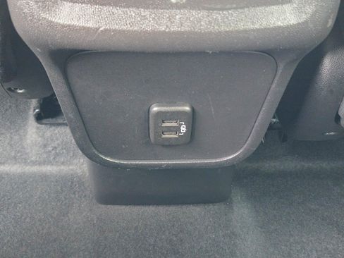 Certified 2024 Chevrolet Equinox LT FWD image 17