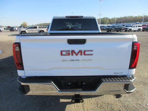 New 2026 GMC Sierra 2500 SLT image 6