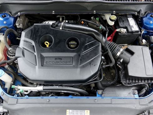 Used 2018 Ford Fusion SE w/ Fusion SE Technology Package image 35