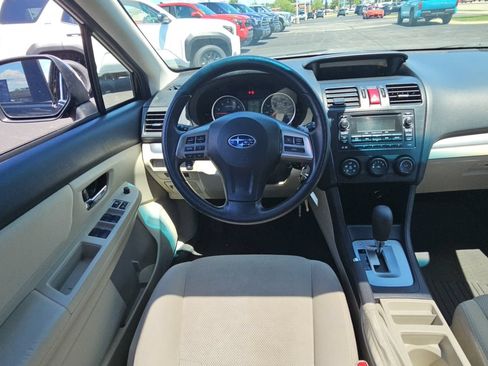 Used 2014 Subaru Crosstrek 2.0i Premium w/ Moonroof Package AWD/4WD image 9