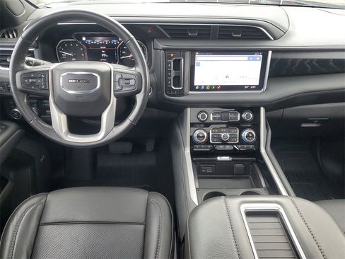Used 2021 GMC Yukon Denali w/ Denali Ultimate Package image 30