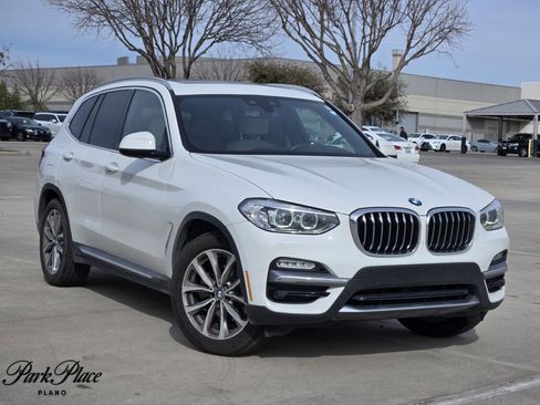 Used 2019 BMW X3 sDrive30i w/ Premium Package image 1