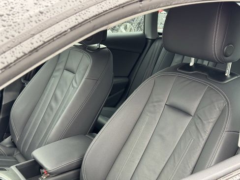 Used 2022 Audi A5 2.0T Premium Plus w/ Premium Plus image 17