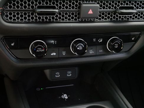 Certified 2026 Honda HR-V Sport image 23