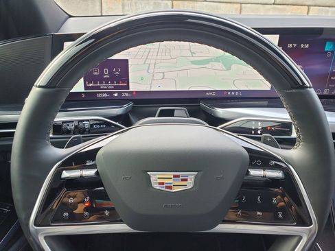 Certified 2025 Cadillac Escalade Sport image 25