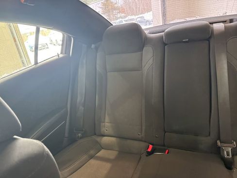 Used 2016 Dodge Charger SXT w/ Driver Confidence Group image 14