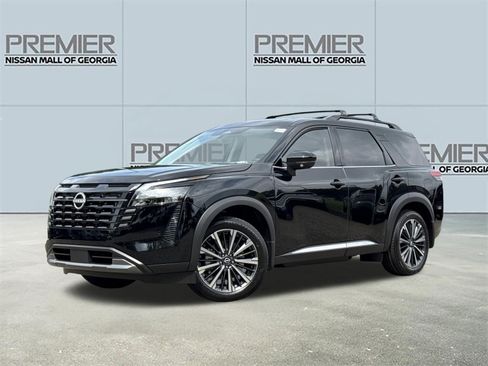 New 2026 Nissan Pathfinder Platinum FWD image 1