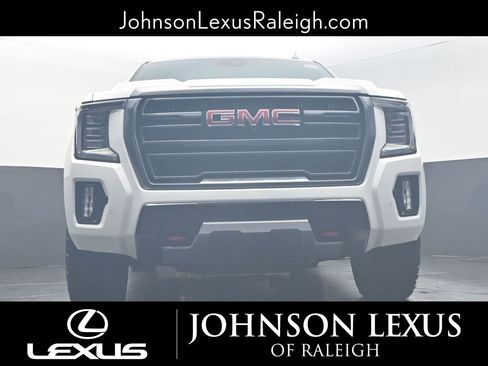 Used 2023 GMC Yukon XL AT4 w/ AT4 Premium Plus Package image 16
