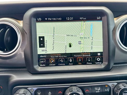 Used 2022 Jeep Wrangler Unlimited Sahara w/ Cold Weather Group AWD/4WD image 14