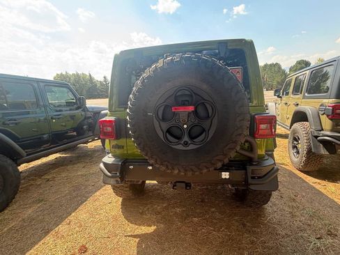 New 2025 Jeep Wrangler Unlimited Rubicon 392 image 12