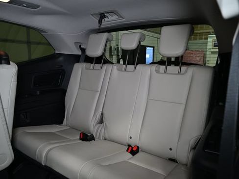 Used 2023 Subaru Ascent Limited AWD/4WD image 59