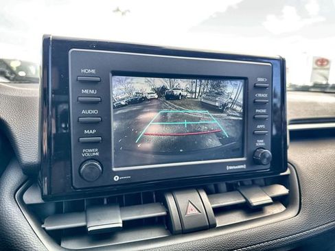 Used 2022 Toyota RAV4 XLE image 26