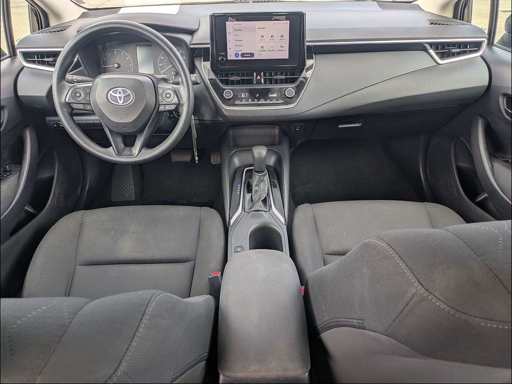 Used 2023 Toyota Corolla LE FWD image 14