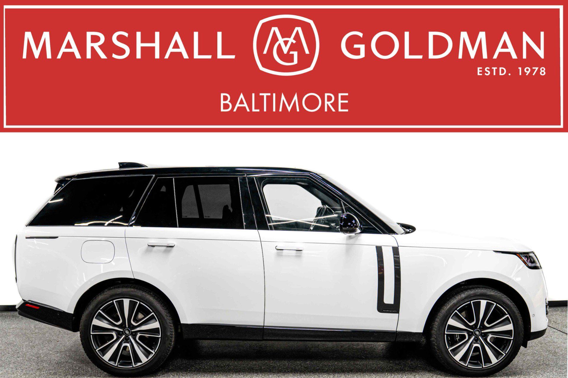 Used 2024 Land Rover Range Rover Autobiography AWD/4WD image 1