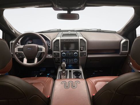 Used 2019 Ford F150 King Ranch w/ Equipment Group 601A Luxury AWD/4WD image 14