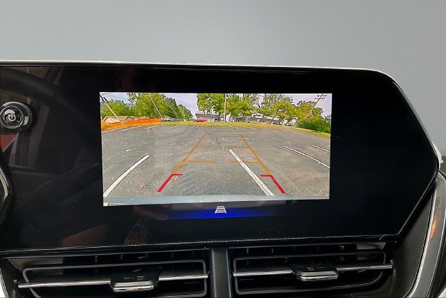 Used 2025 Chevrolet Trax LT w/ Driver Confidence Package FWD image 13