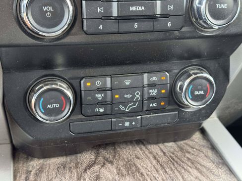 Used 2019 Ford F250 Lariat AWD/4WD image 28
