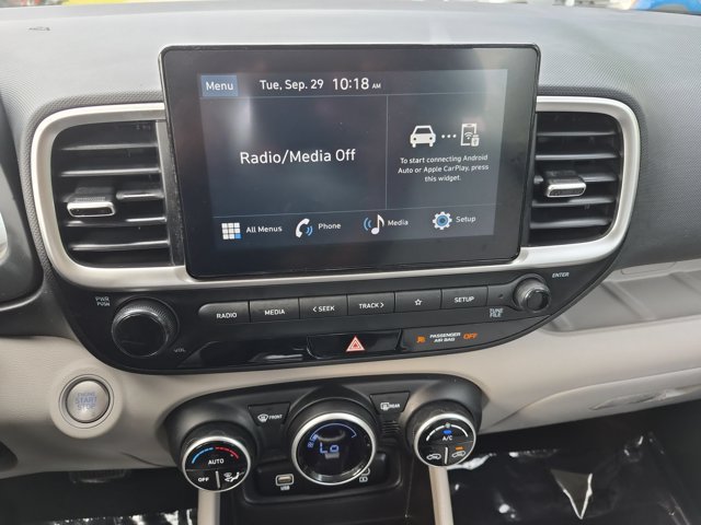 Used 2025 Hyundai Venue SEL FWD image 15