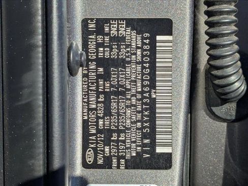 Used 2013 Kia Sorento LX w/ Convenience Pkg image 23